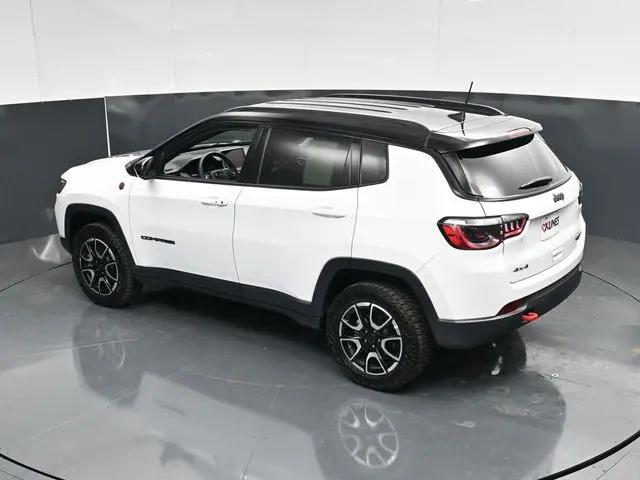2025 Jeep Compass Trailhawk 4x4