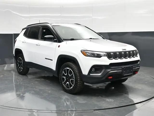 2025 Jeep Compass Trailhawk 4x4 for sale in Sterling, IL