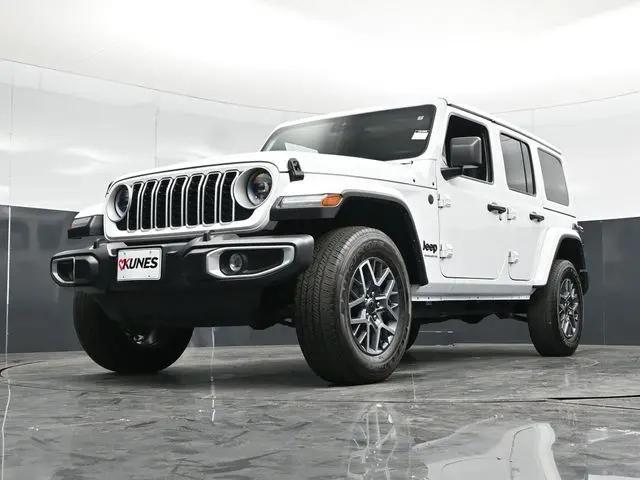2025 Jeep Wrangler 4-Door Sahara 4x4