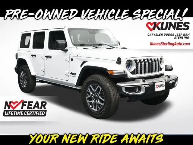 2025 Jeep Wrangler 4-Door Sahara 4x4 for sale in Sterling, IL