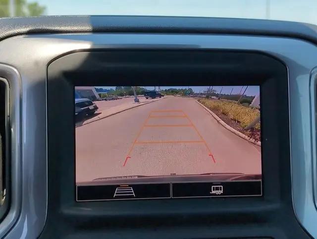 2024 Chevrolet Silverado 1500 2WD Crew Cab Short Bed Custom