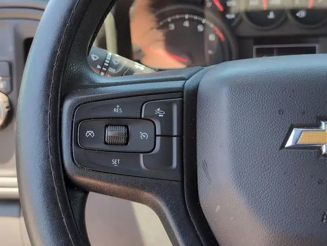 2024 Chevrolet Silverado 1500 2WD Crew Cab Short Bed Custom