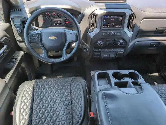 2024 Chevrolet Silverado 1500 2WD Crew Cab Short Bed Custom