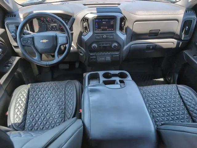 2024 Chevrolet Silverado 1500 2WD Crew Cab Short Bed Custom