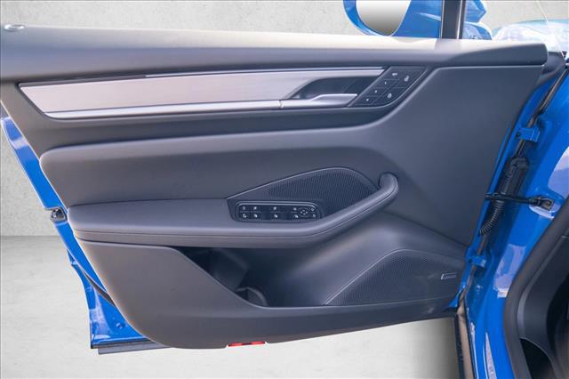 2026 Porsche Macan Electric Electric
