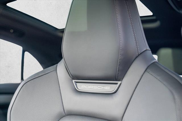 2026 Porsche Macan Electric Electric