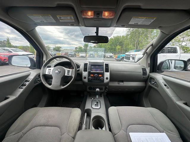 2021 Nissan Frontier Crew Cab SV 4x2