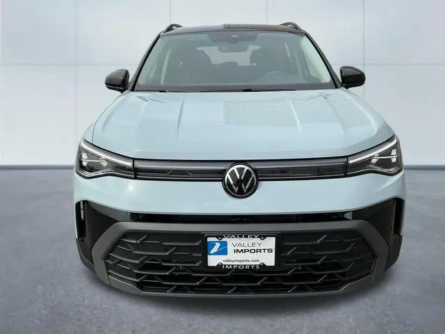2026 Volkswagen Taos SE Black