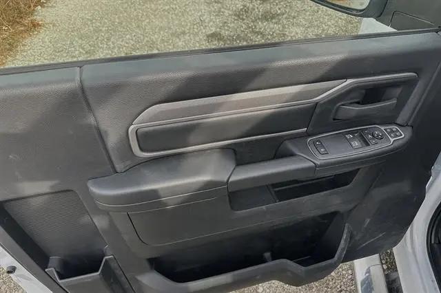 2024 Ram 2500 Tradesman Regular Cab 4x2 8' Box