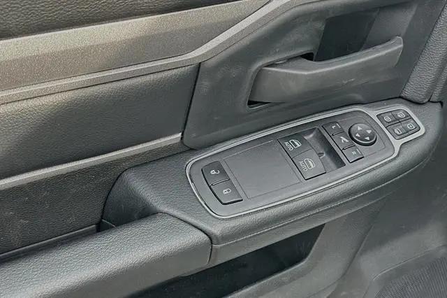 2024 Ram 2500 Tradesman Regular Cab 4x2 8' Box