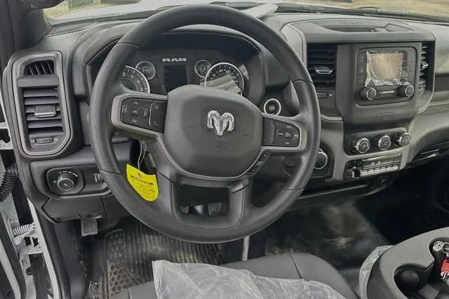 2024 Ram 2500 Tradesman Regular Cab 4x2 8' Box