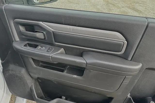 2024 Ram 2500 Tradesman Regular Cab 4x2 8' Box