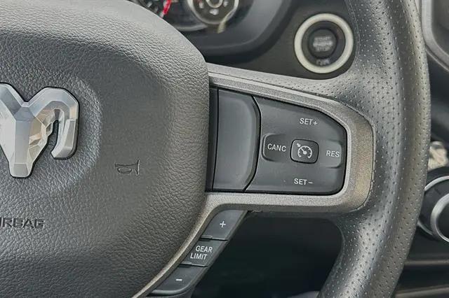 2024 Ram 2500 Tradesman Regular Cab 4x2 8' Box