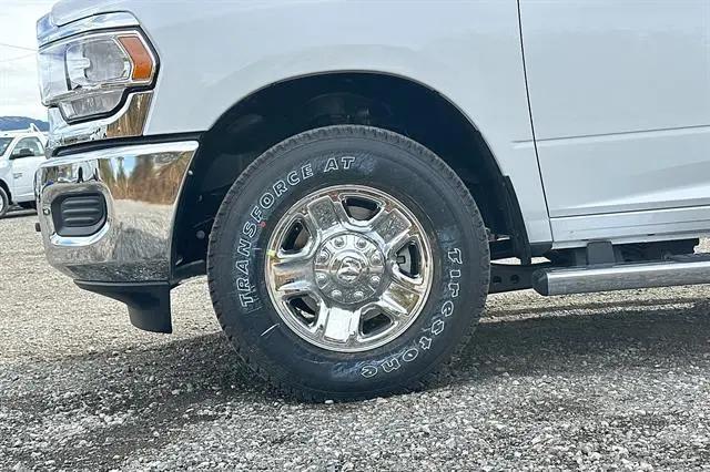 2024 Ram 2500 Tradesman Regular Cab 4x2 8' Box