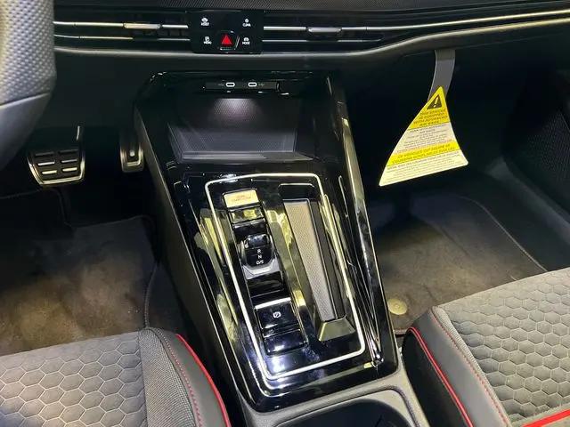 2026 Volkswagen Golf GTI SE