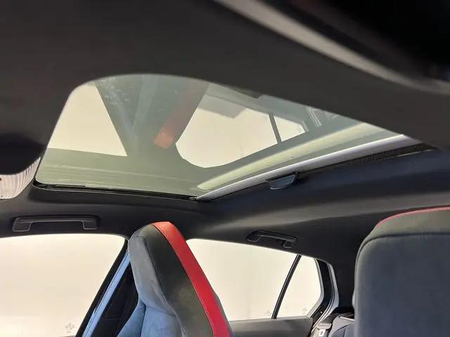 2026 Volkswagen Golf GTI SE