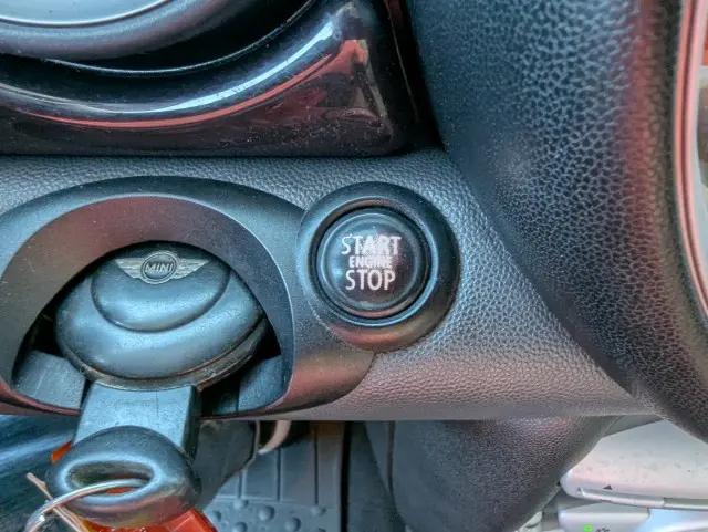 2010 MINI Cooper Cooper