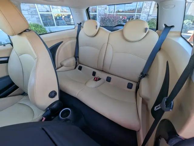 2010 MINI Cooper Cooper