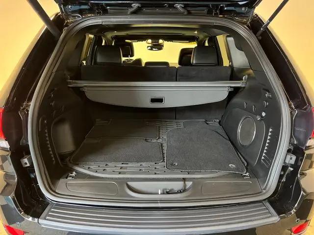 2021 Jeep Grand Cherokee Laredo X 4x2