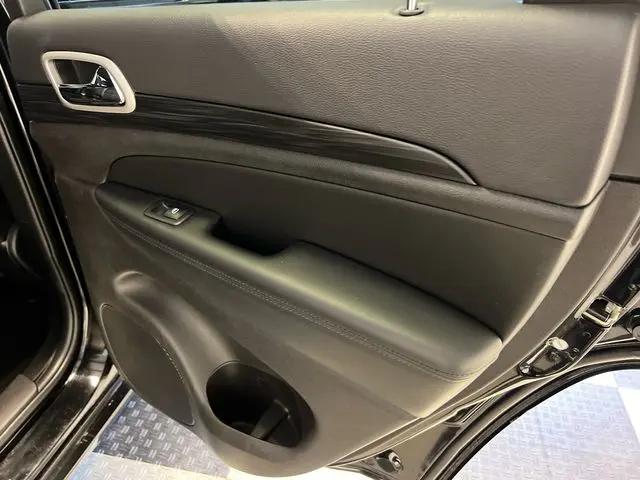 2021 Jeep Grand Cherokee Laredo X 4x2