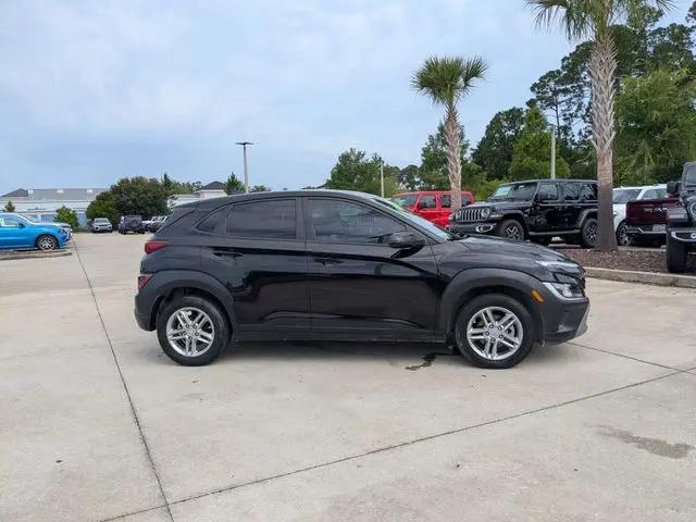 2022 Hyundai Kona SE
