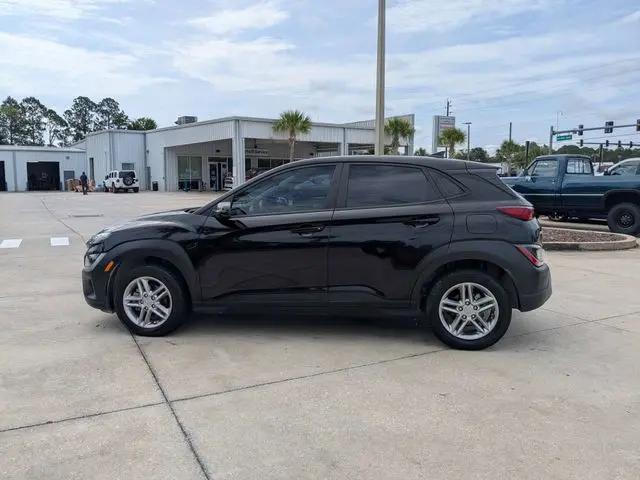 2022 Hyundai Kona SE