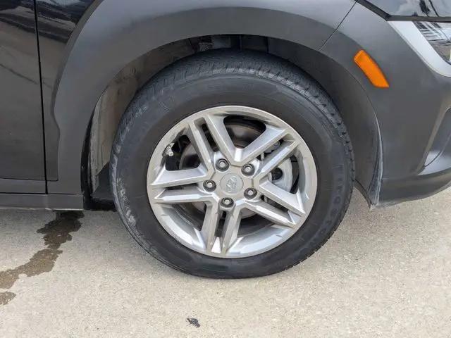 2022 Hyundai Kona SE