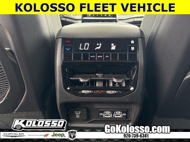 2025 Jeep Grand Cherokee L Laredo X 4x4