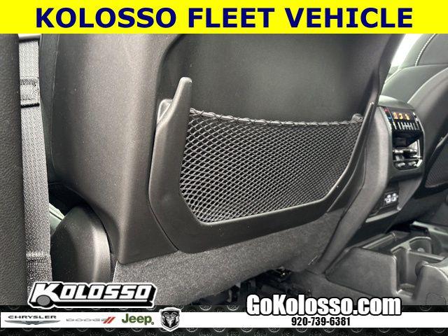 2025 Jeep Grand Cherokee L Laredo X 4x4