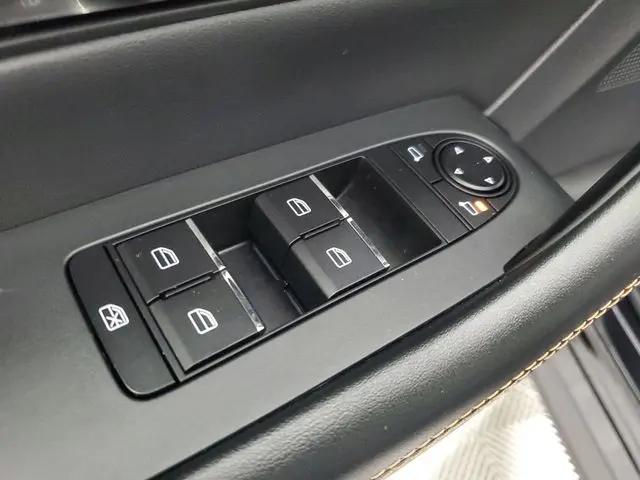 2025 Mazda X-90 3.3 Turbo Preferred Package
