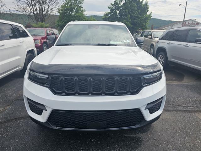 2024 Jeep Grand Cherokee Altitude X 4x4 2024 Jeep Grand Cherokee Altitude X 4x4