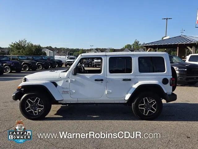 2024 Jeep Wrangler 4-Door Sahara 4x4