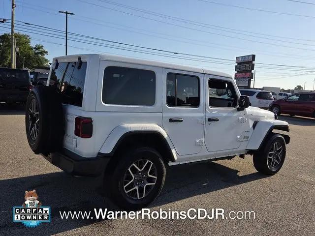 2024 Jeep Wrangler 4-Door Sahara 4x4