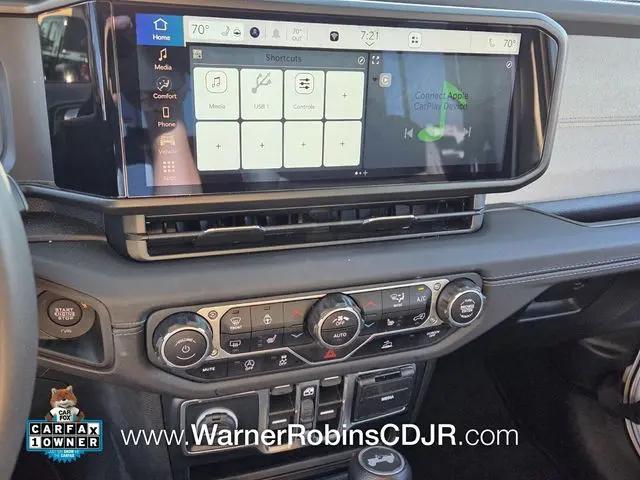 2024 Jeep Wrangler 4-Door Sahara 4x4