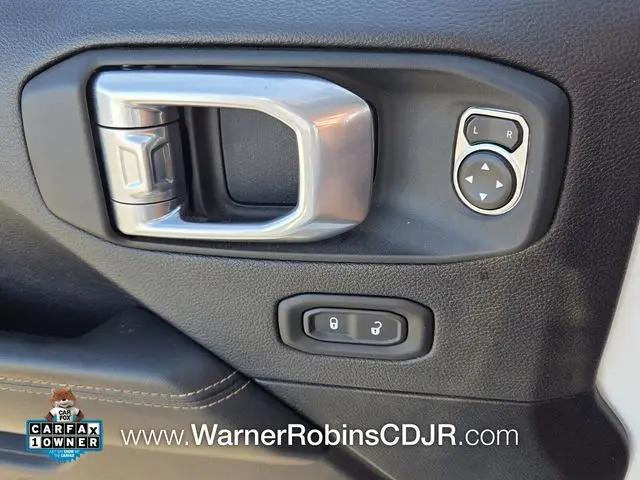 2024 Jeep Wrangler 4-Door Sahara 4x4