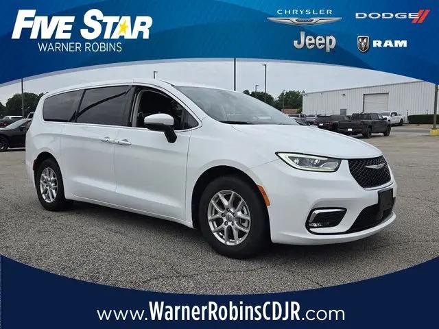2023 Chrysler Pacifica Touring L for sale in Warner Robins, GA