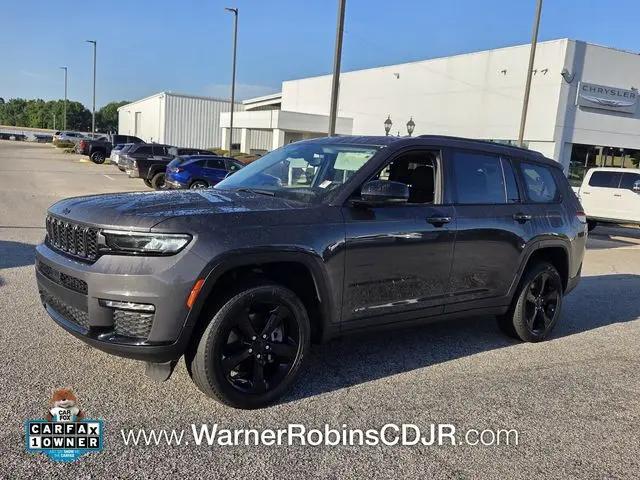 2023 Jeep Grand Cherokee L Limited 4x2