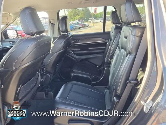 2023 Jeep Grand Cherokee L Limited 4x2
