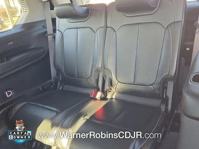 2023 Jeep Grand Cherokee L Limited 4x2