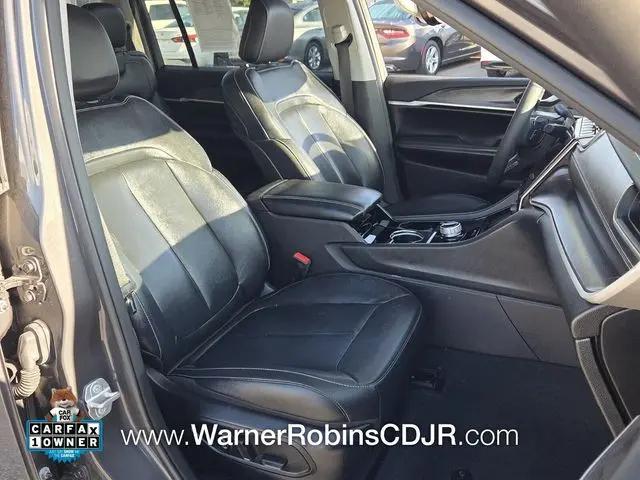 2023 Jeep Grand Cherokee L Limited 4x2
