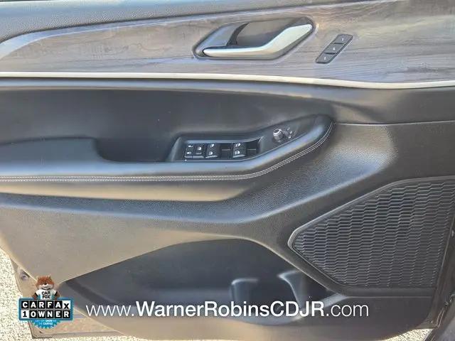 2023 Jeep Grand Cherokee L Limited 4x2