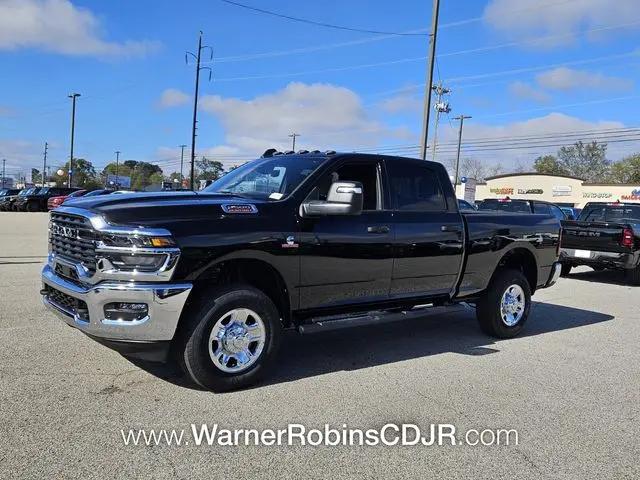 2026 Ram 2500 Tradesman Crew Cab 4x4 6'4" Box