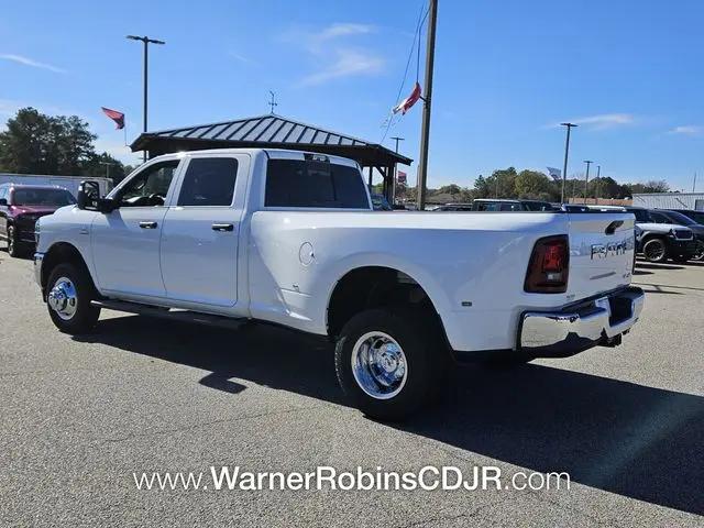 2026 Ram 3500 Tradesman Crew Cab 4x4 8' Box