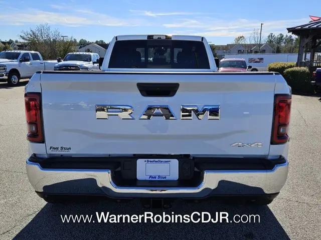 2026 Ram 3500 Tradesman Crew Cab 4x4 8' Box