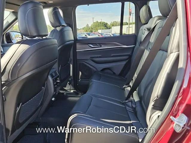 2025 Jeep Grand Cherokee Limited 4x4