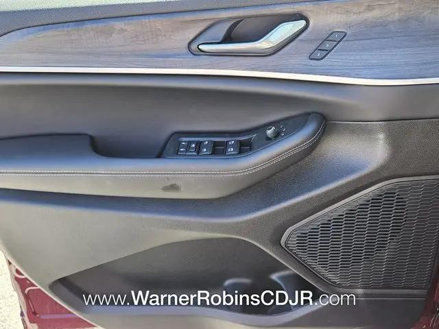 2025 Jeep Grand Cherokee Limited 4x4