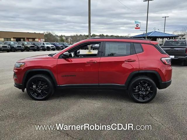 2026 Jeep Compass Latitude Altitude