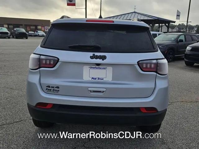 2026 Jeep Compass Latitude Altitude