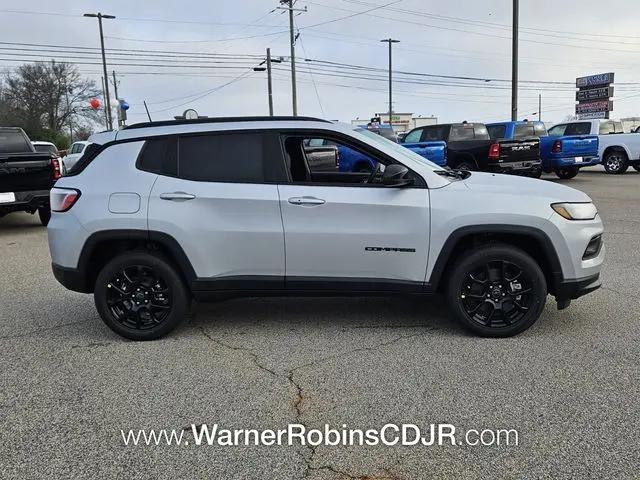 2026 Jeep Compass Latitude Altitude