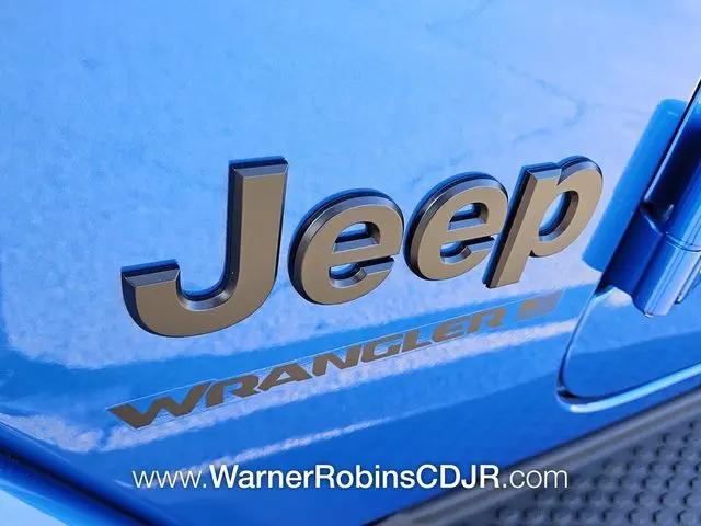 2026 Jeep Wrangler 4-Door Sahara 4x4